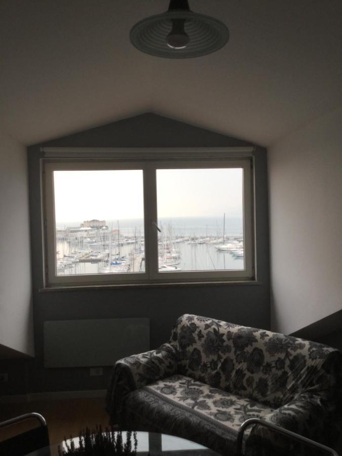 Appartement Mansarda Centrale Vista Mare à Trieste Extérieur photo