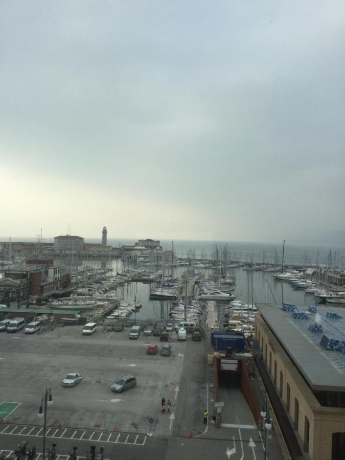 Appartement Mansarda Centrale Vista Mare à Trieste Extérieur photo